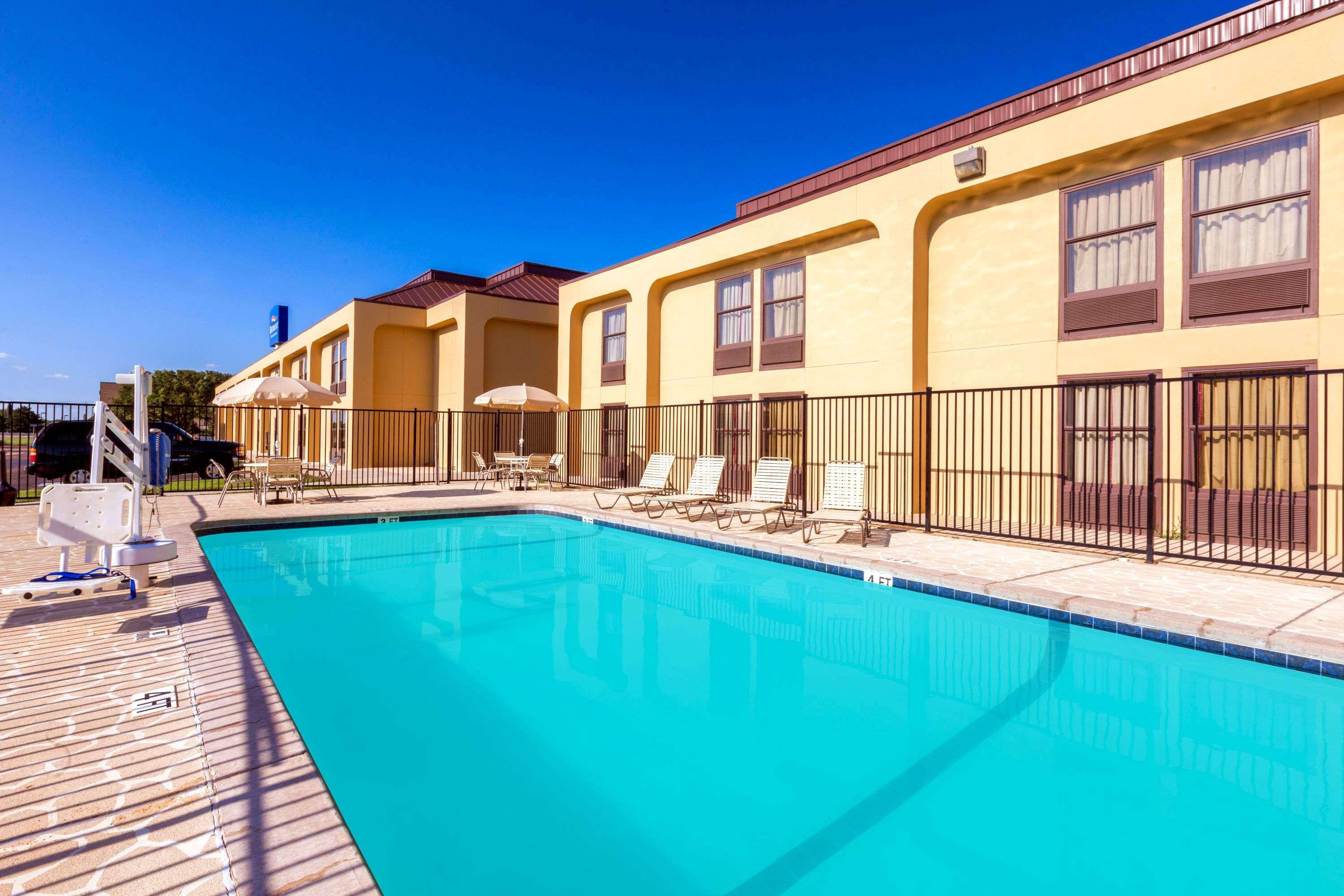 Hotel Baymont By Wyndham Amarillo East Exterior foto